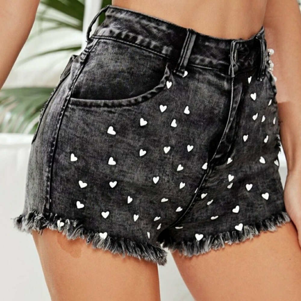 🖤 Black Hearts Denim Shorts 🖤 - Picture 3 of 11